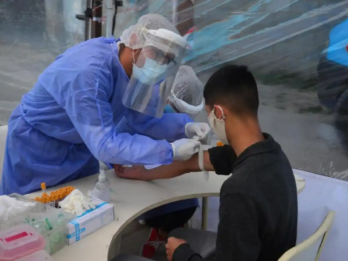 Coronavirus en Argentina: 262 muertes y 10.684 nuevos contagios 