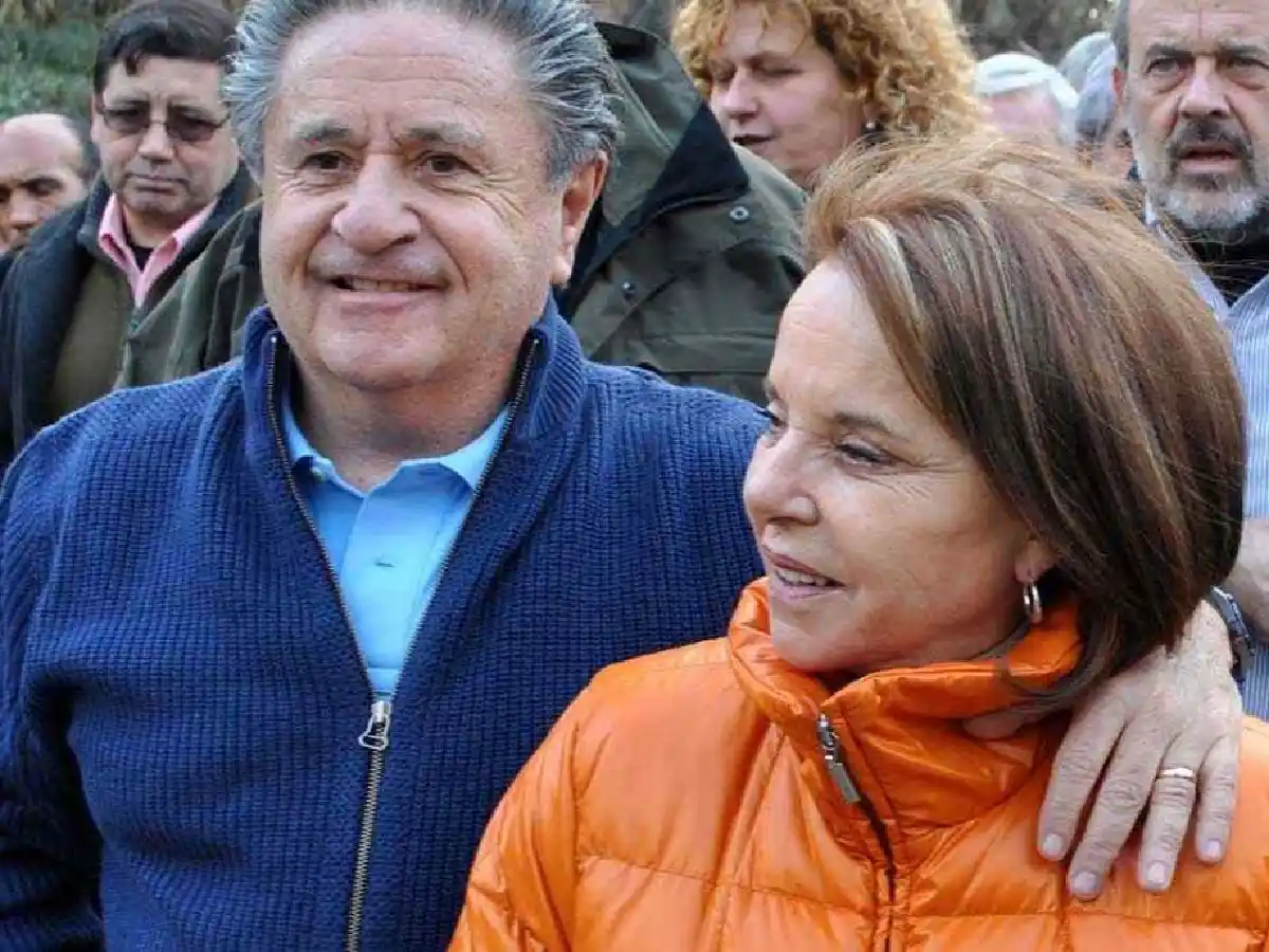 El Gobierno difundió el listado de "vacunados VIP"