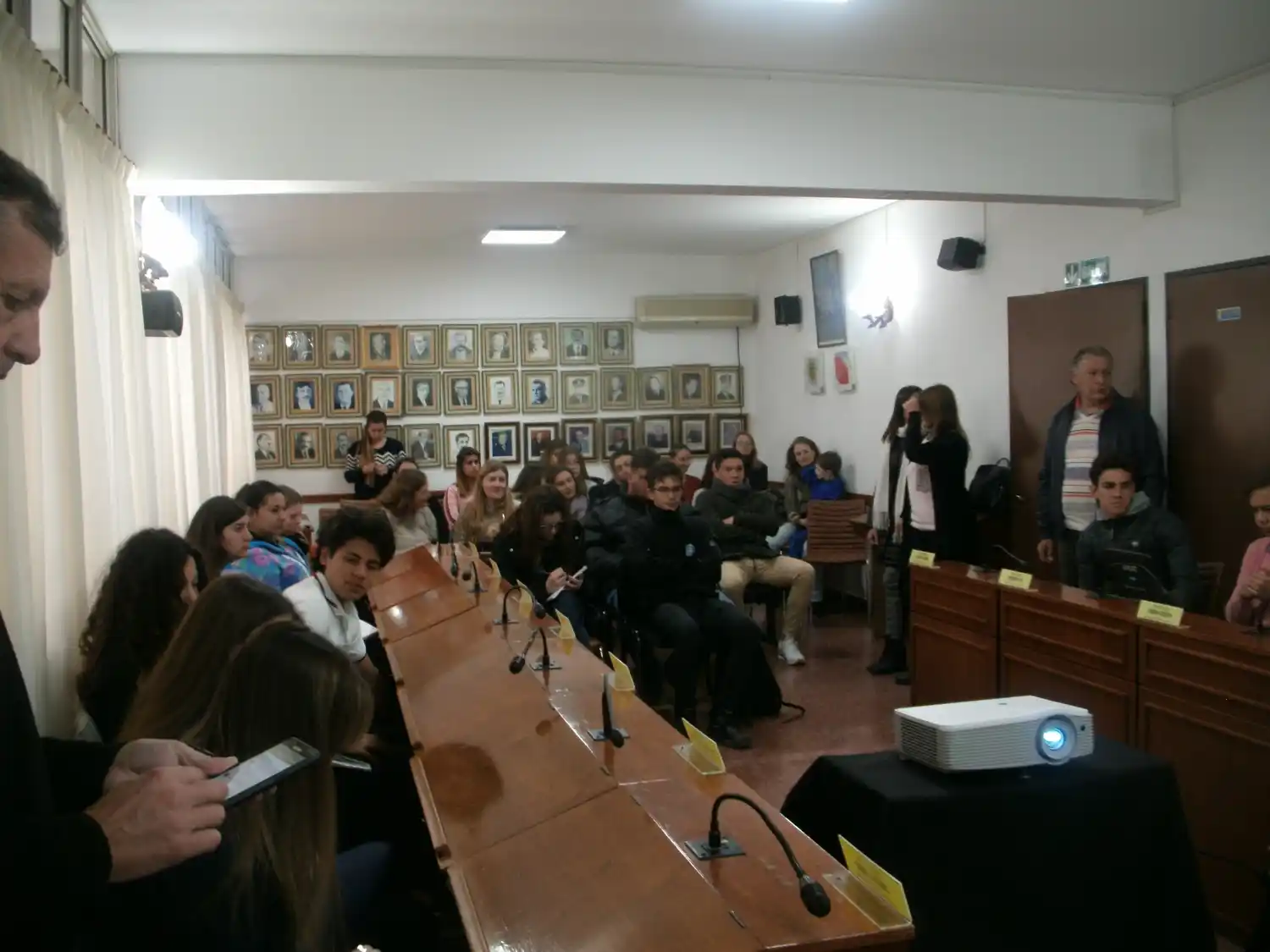 Delinean las acciones para poner en práctica la 26ª edición del Concejo Deliberante Juvenil