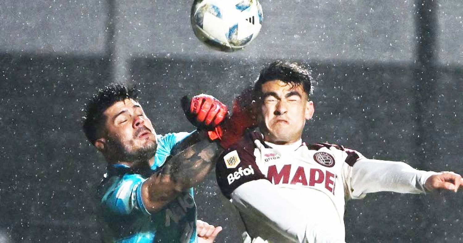 Sarmiento y Lanús no se sacaron diferencias e igualaron en cero