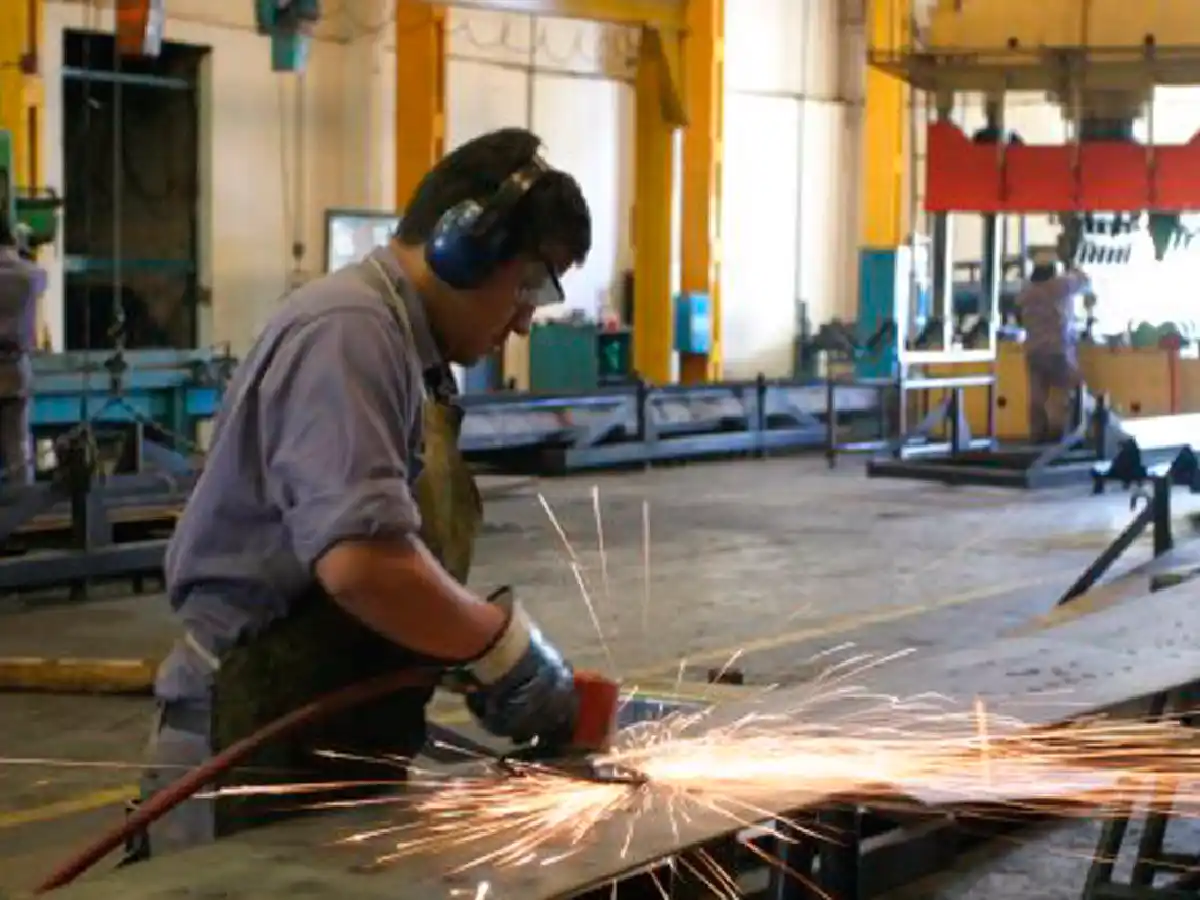 "No hay que modificar los derechos de los trabajadores" para una reforma laboral