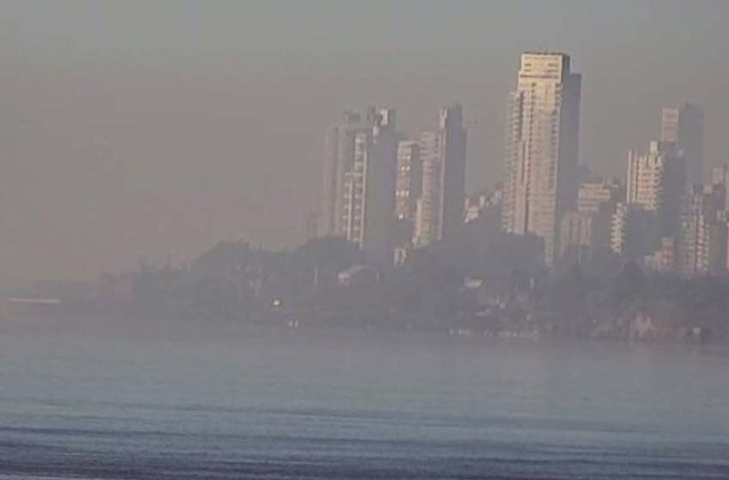 Habilitan un centro médico para tratar exclusivamente los problemas respiratorios por el humo de las islas