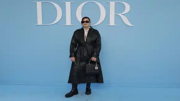 EL HOMENAJE de DIOR  a las atletas de los JJ.OO. con un desfile lleno de amazonas