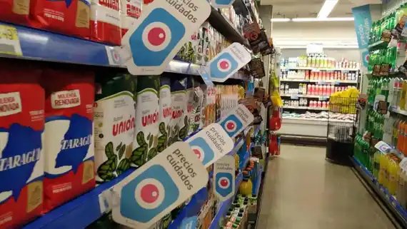 Kulfas, con Precios Cuidados, el objetivo es que "el salario le gane a la inflación"