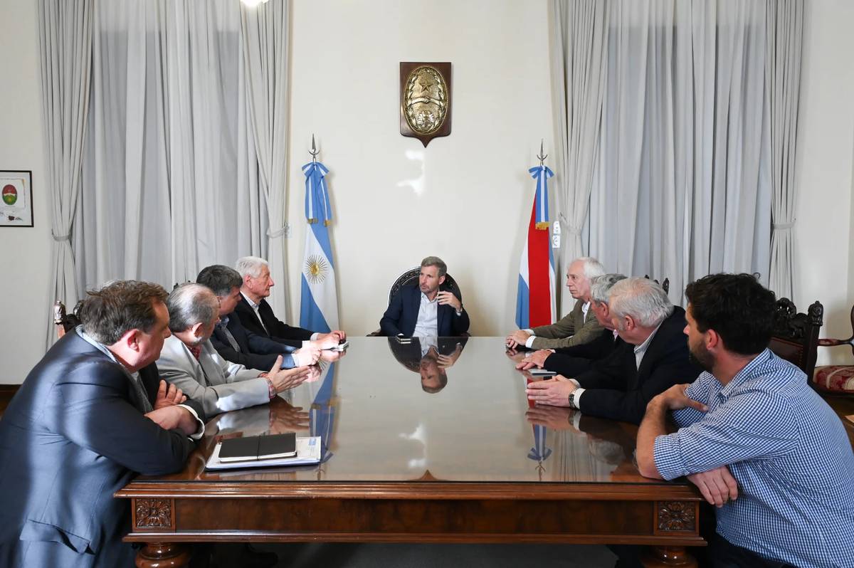 Caminos rurales: Frigerio recibió a entidades del campo