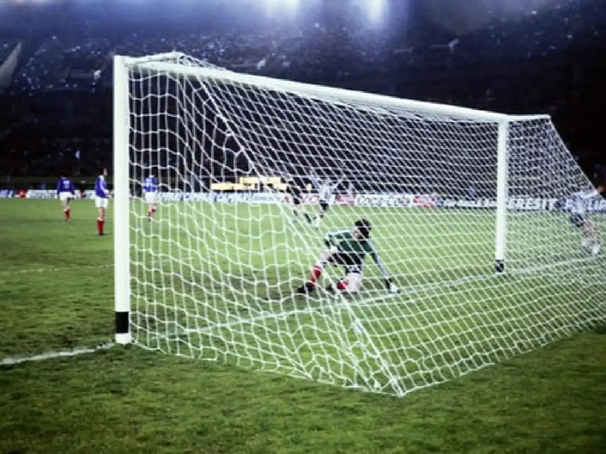 The Guardian descubrió un mensaje oculto en los arcos del Monumental durante el Mundial 78