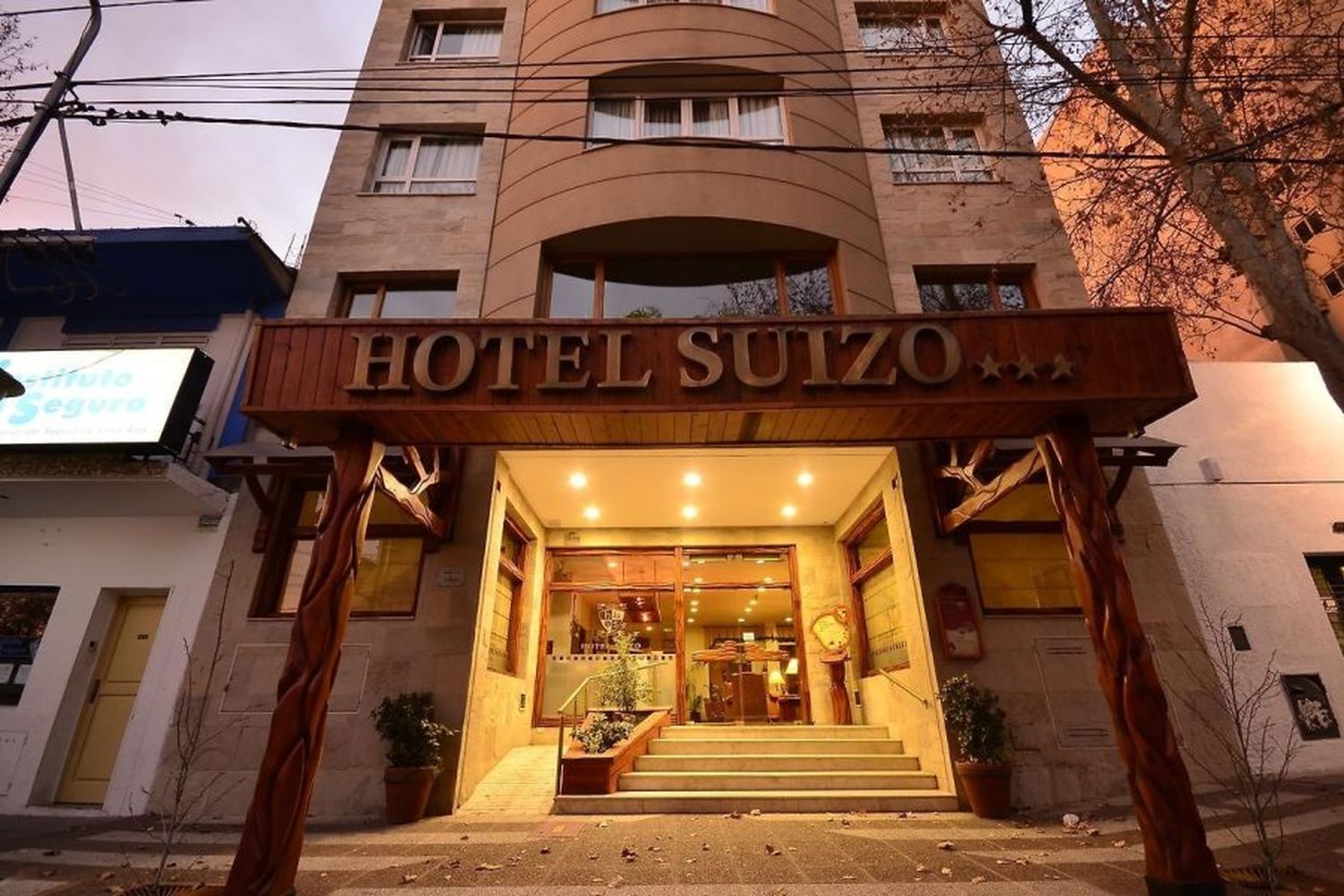 Jannet Sandra Palavecino junto a su hermano era propietaria del hotel Suizo de Neuquen