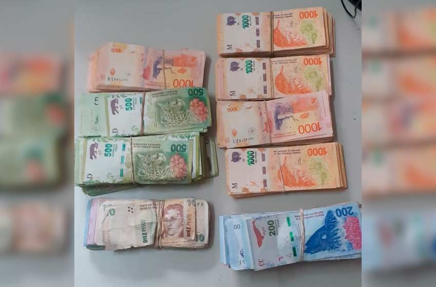 Entraron disfrazados de policías a una casa en zona sudoeste, se alzaron con un millonario botín y terminaron presos