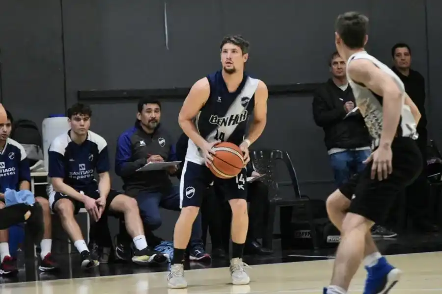 Ben Hur y Peñarol juegan un cuadrangular de verano