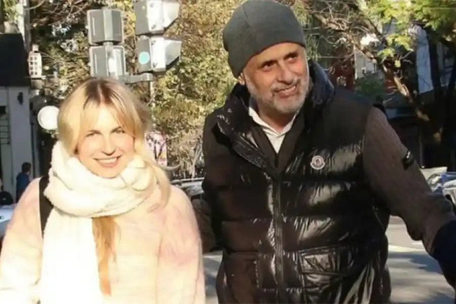 Jorge Rial y su novia dieron por primera vez una entrevista juntos
