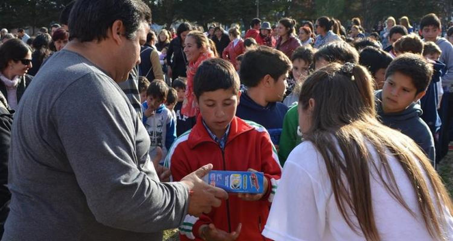 Elecciones 2015: Salazar festejó el día del niño en Santa Lucía