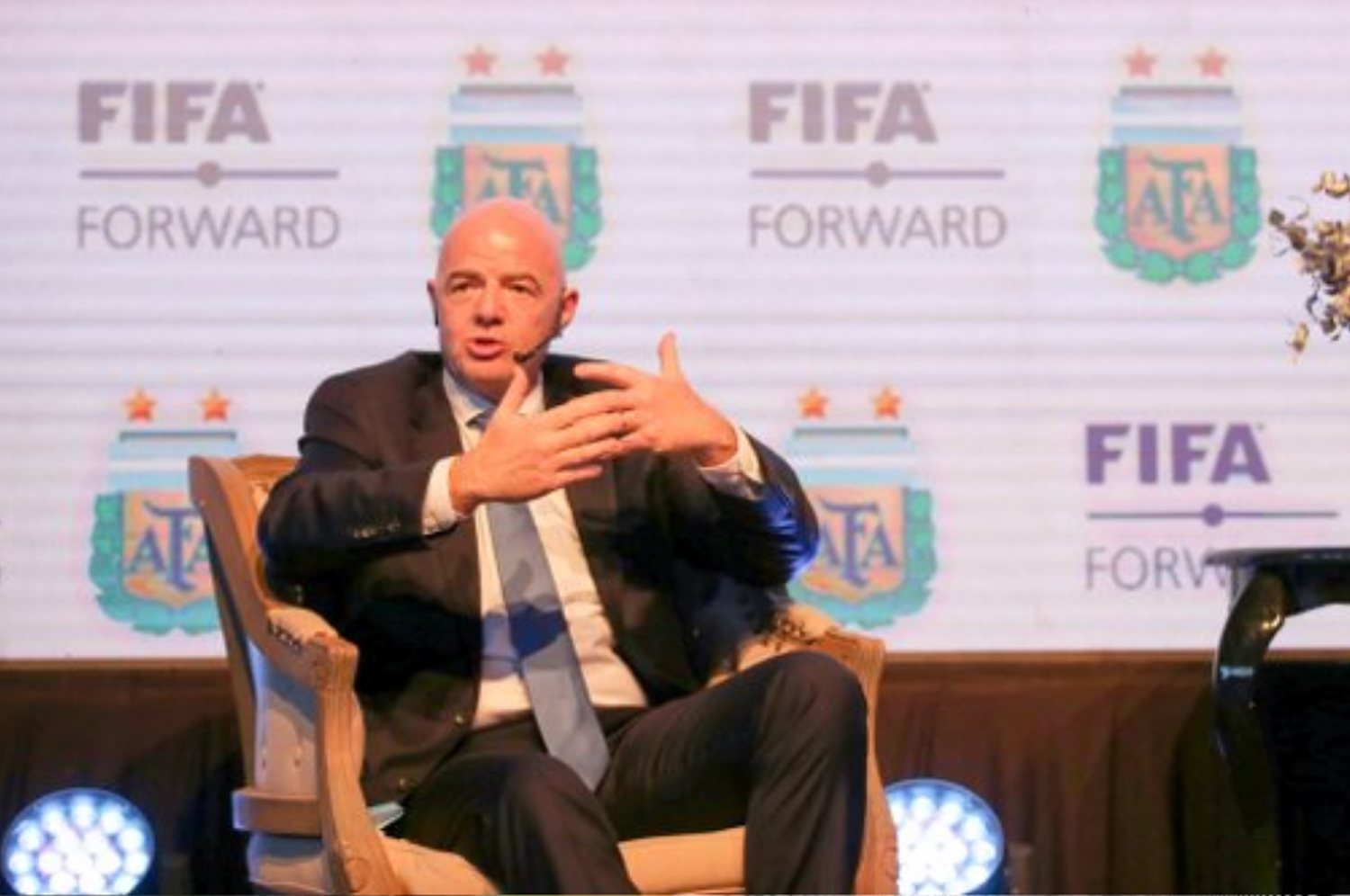 Infantino se desligó de la resolución del partido entre Brasil y Argentina