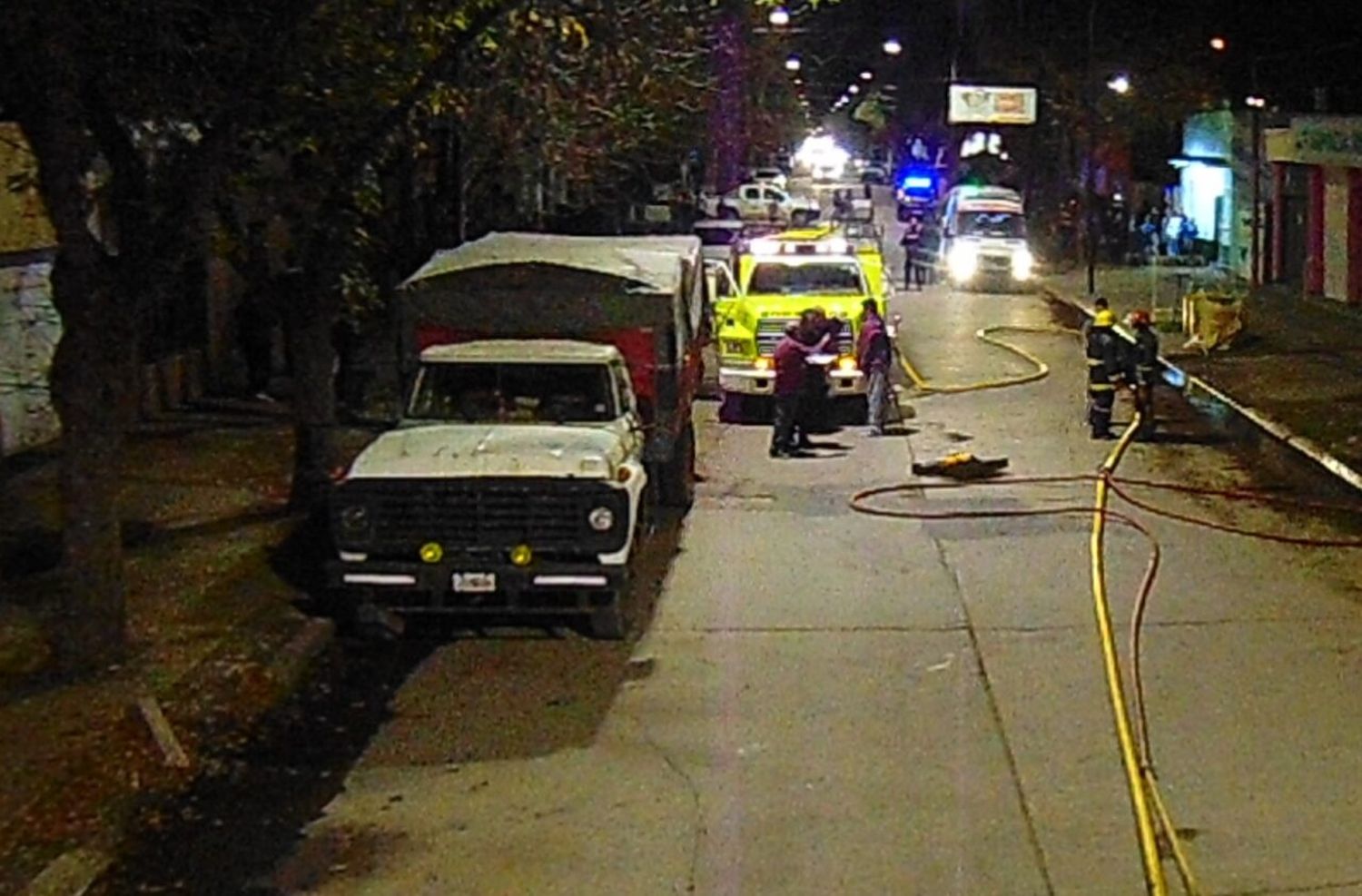 Un hombre de 85 años falleció por explosión e incendio de un local en calle Brown