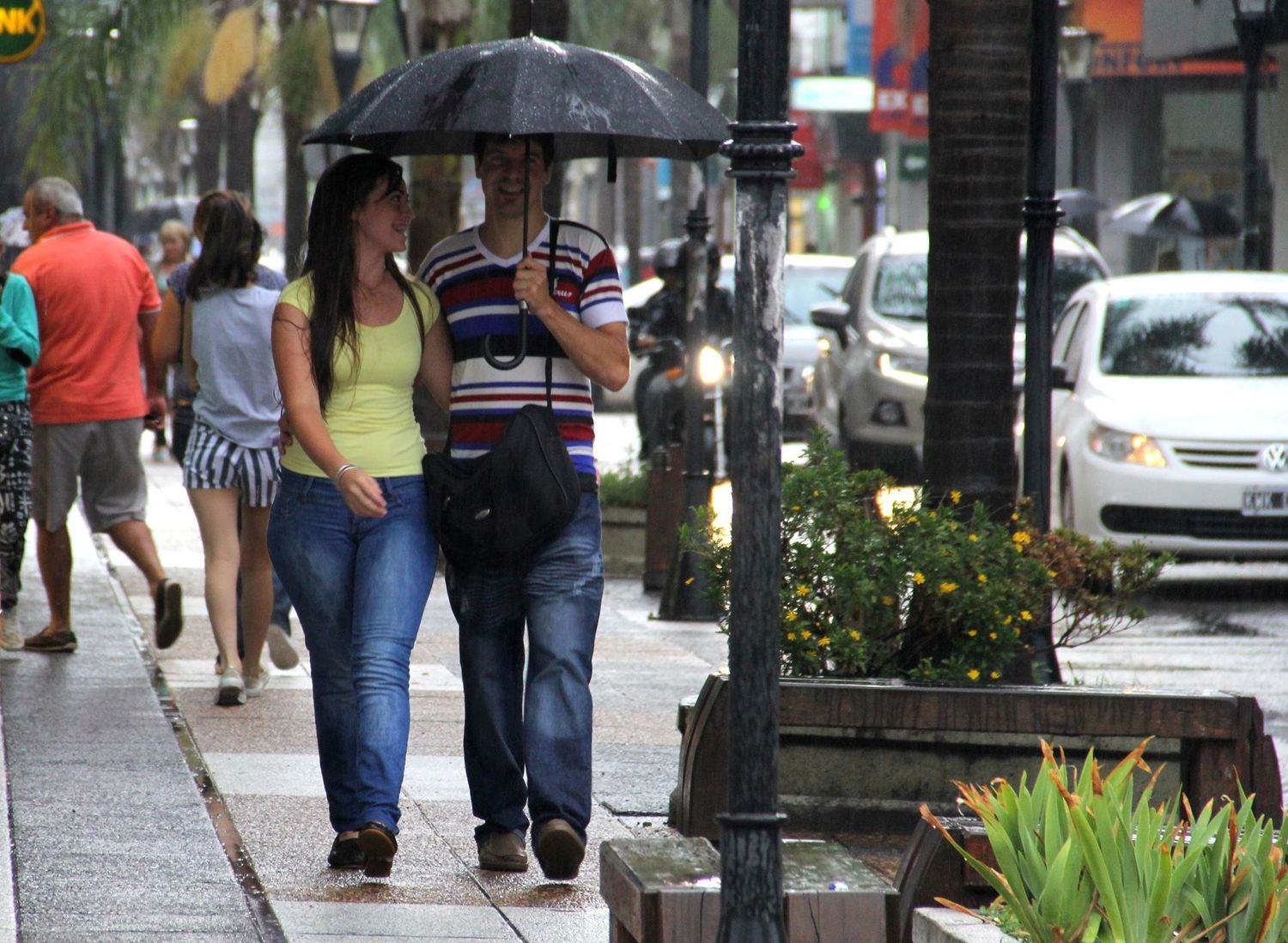 El tiempo en Gualeguaychú: a qué hora anuncian chaparrones para el viernes