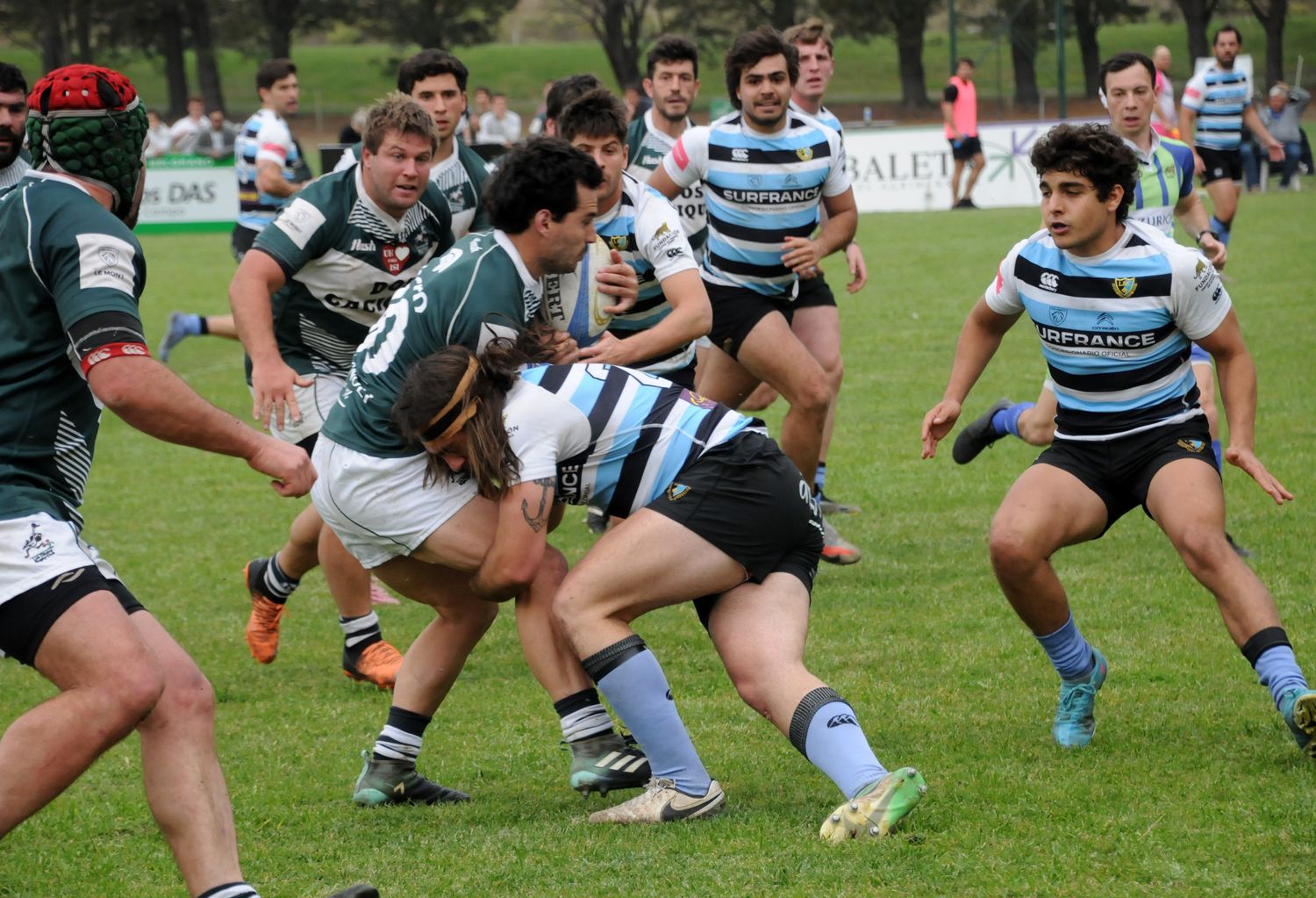 Los Cardos no hizo pie ante un Liceo superior