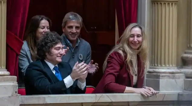 El Gobierno pone en pausa Propiedad Privada y prioriza BCRA.