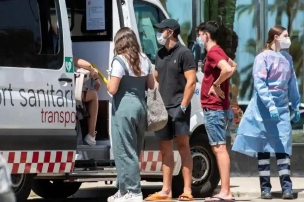 España: casi mil casos de coronavirus en viajes de egresados