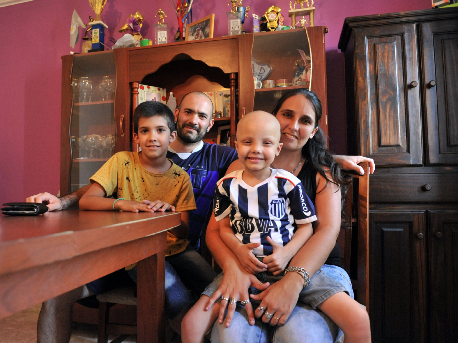 Santino, la fuerza de un “matador” que le da pelea al cáncer.