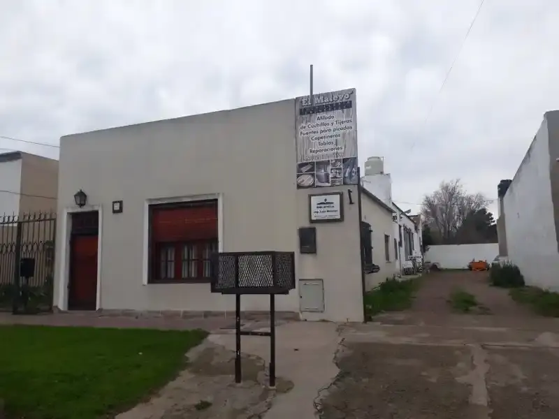 La sede de la Biblioteca Popular Meister, en Beruti 710