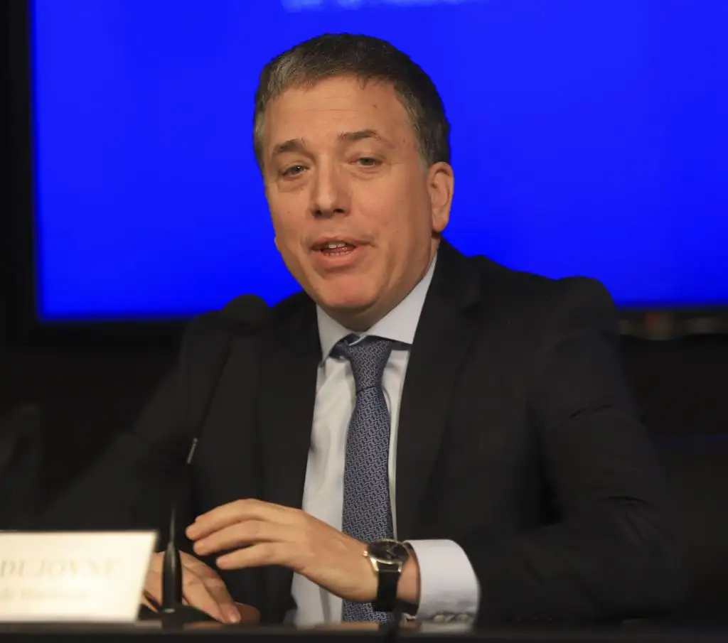 Por primera vez en ocho años, se logró superávit fiscal primario en un semestre