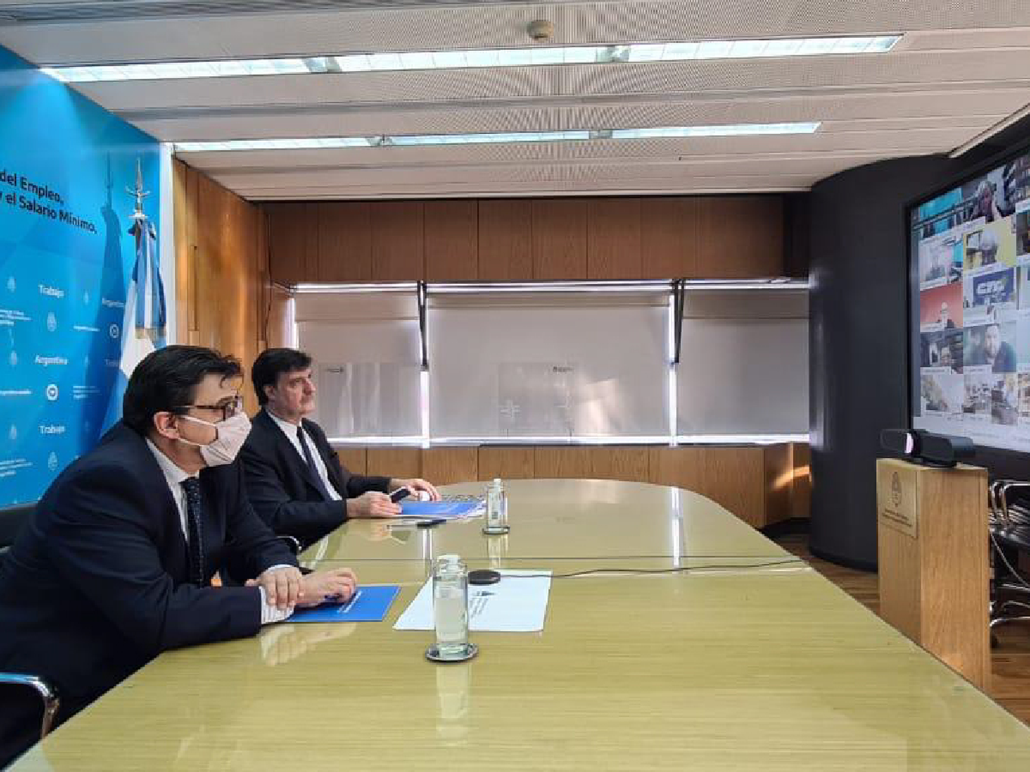 Acordaron 28% de aumento en el salario mínimo y el básico será de $ 21.600 en marzo