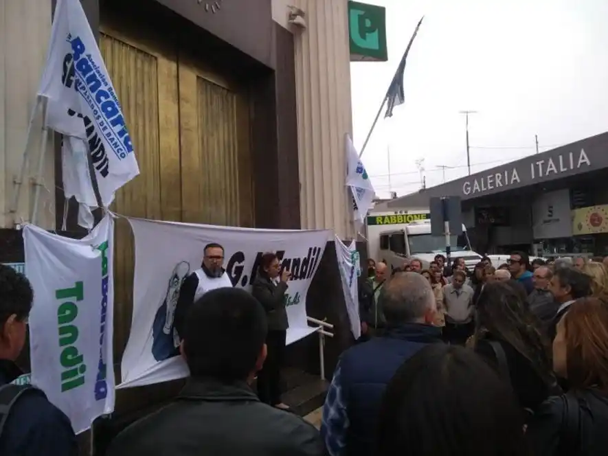 Los bancarios llegaron a un acuerdo salarial