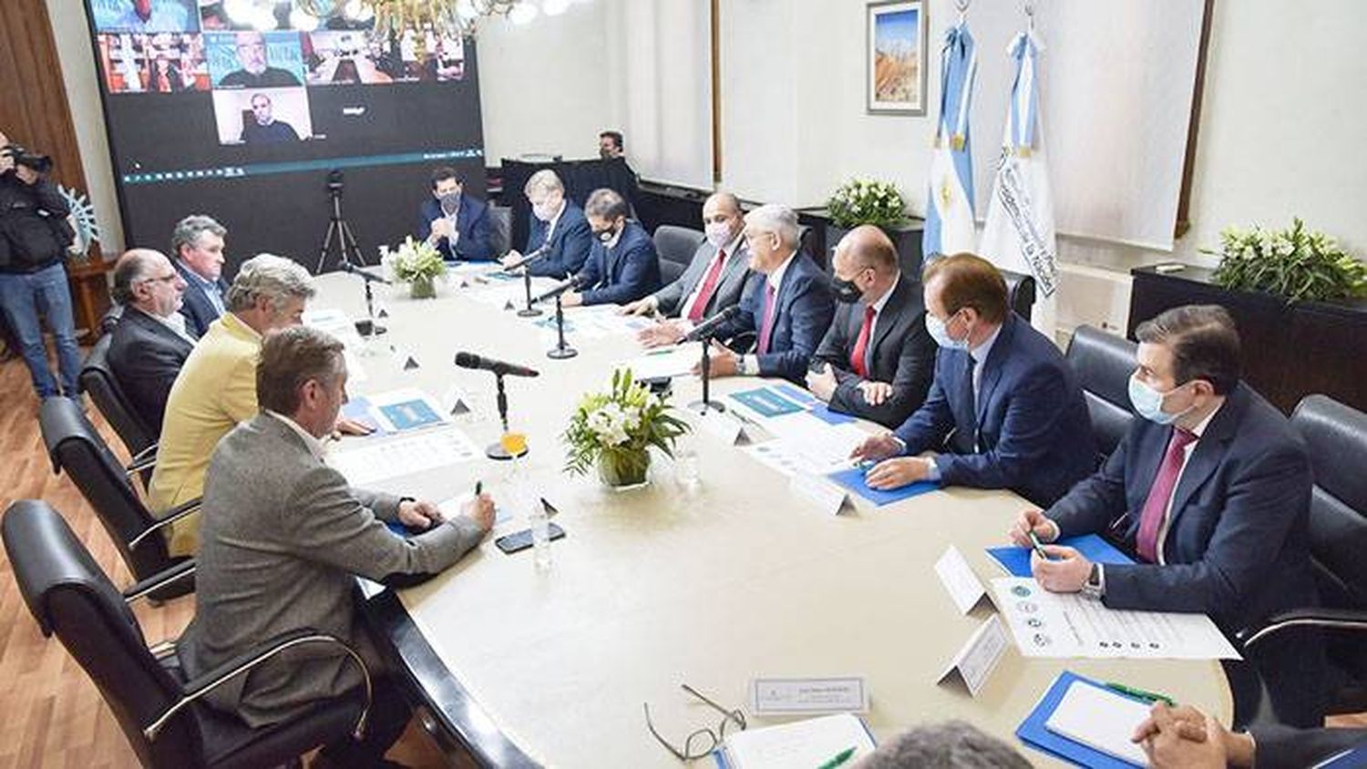 A partir del lunes se libera la  exportación de vaca conserva  y manufactura a China
