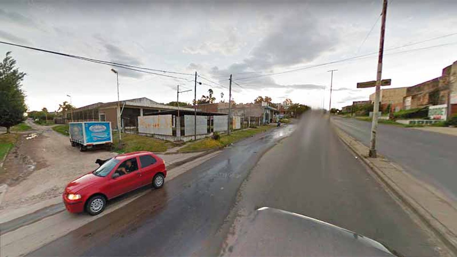 Delincuentes tomaron de rehén a una joven y se llevaron 45.000 pesos