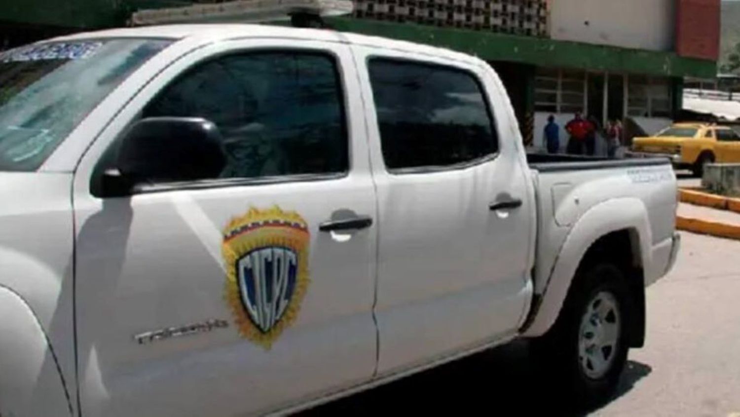 Detenida pareja que grabó y distribuyó material íntimo con una menor