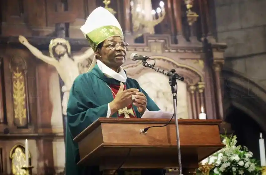 El representante del Papa presidió la misa en la Catedral