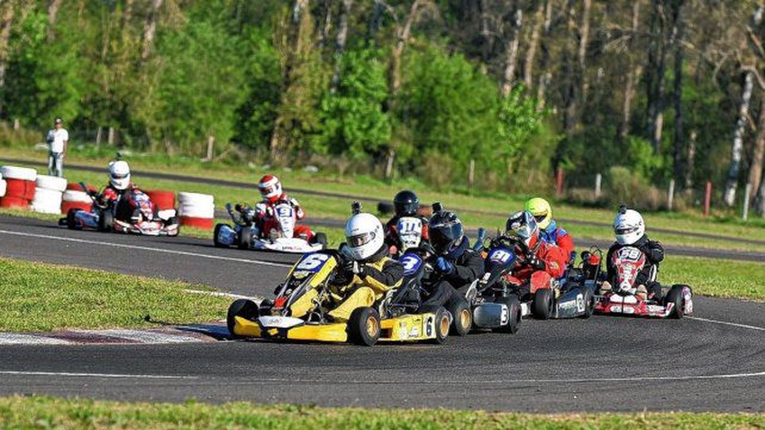 Gran presentación del Karting provincial en el Jorge Frare