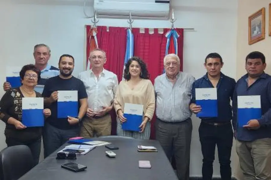 Entregaron aportes por 80 millones de pesos a productores ganaderos del departamento Vera