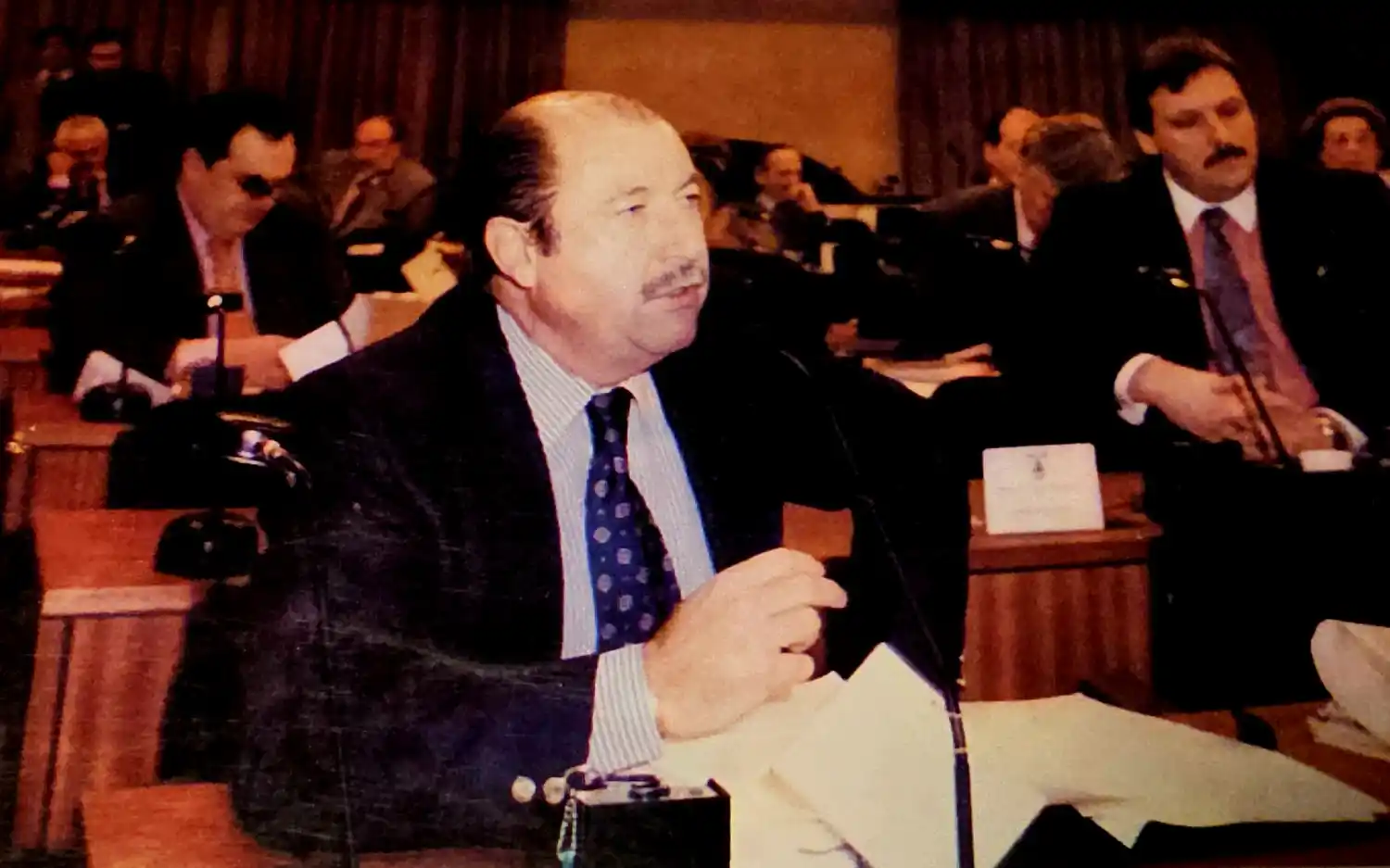 Sobre la participación de Jorge Busti en la Convención Nacional Constituyente