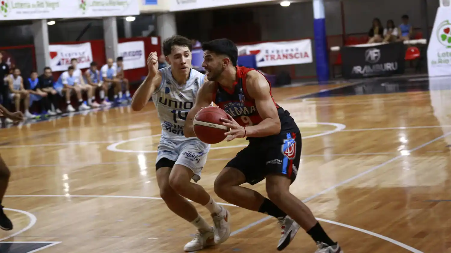 Dura derrota del Quincho en la ruta