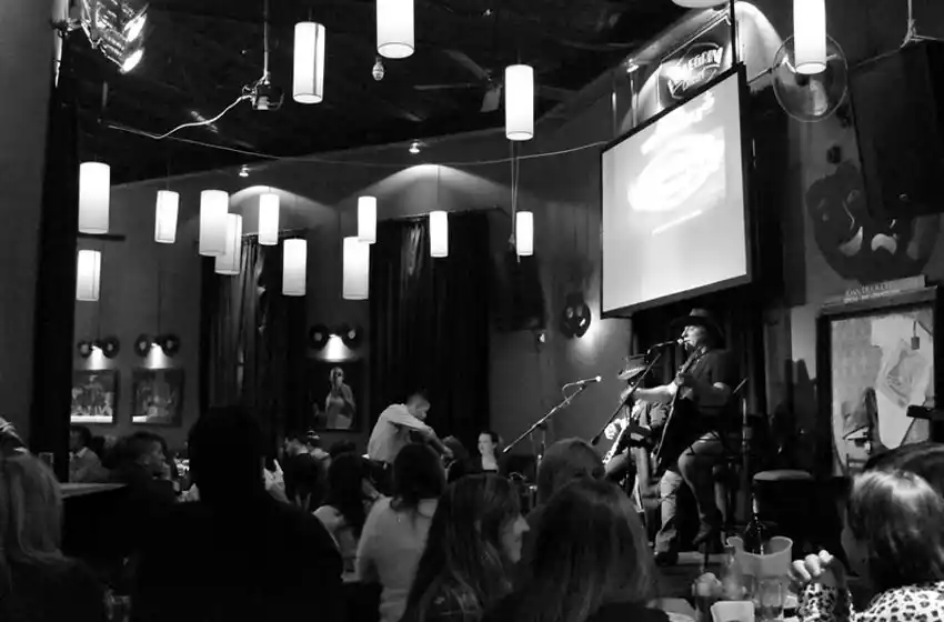 Arte y Gastronomía: la Estrella del Concert y Cenando con Popono