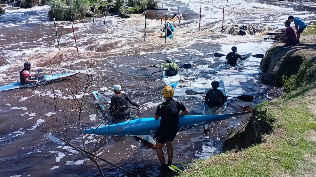 Los palistas locales se encuentran en plena preparación para el Nacional