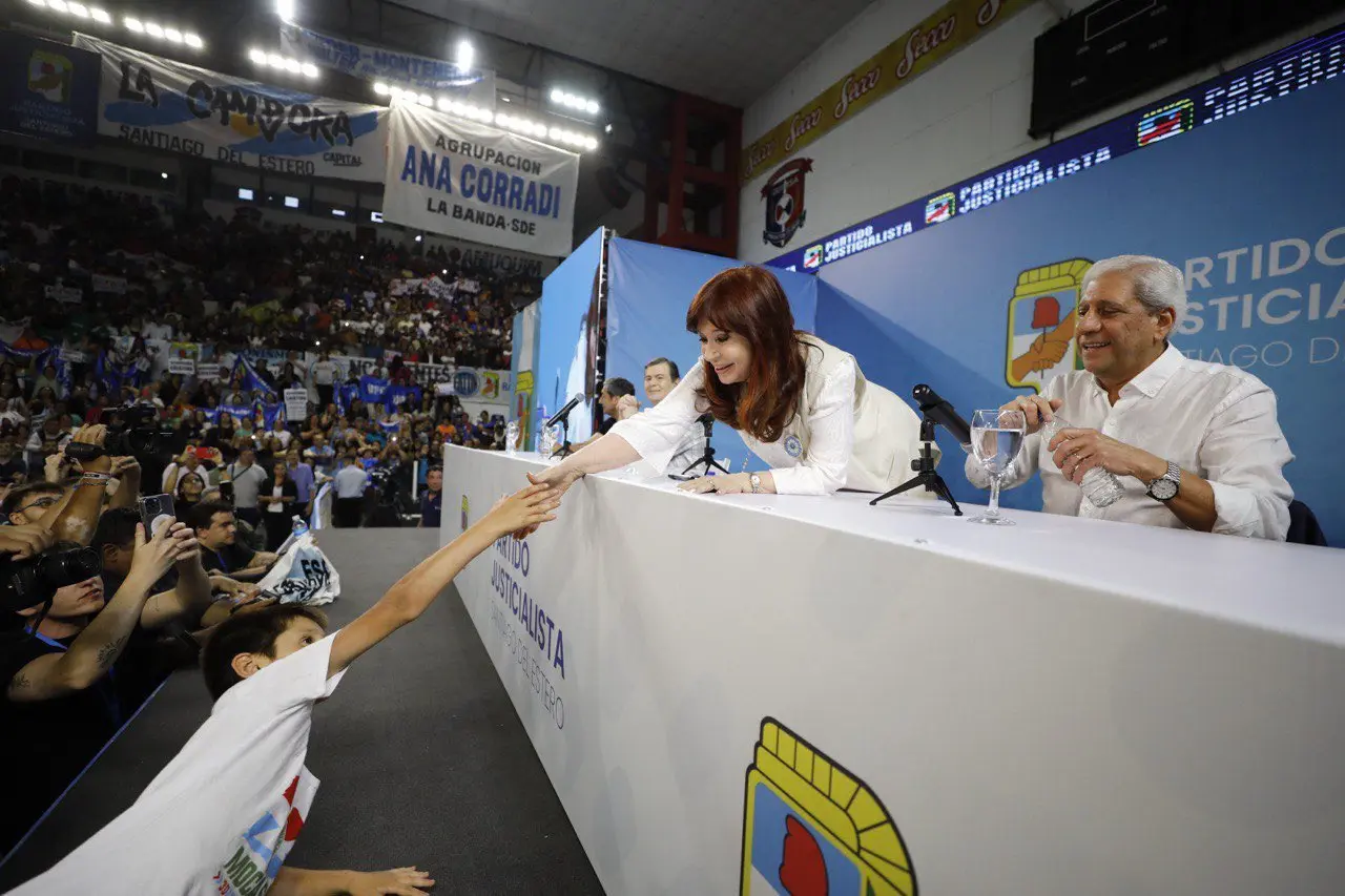 "No me van a hacer arrepentir de nada de lo que hice", dijo Cristina en Santiago del Estero.