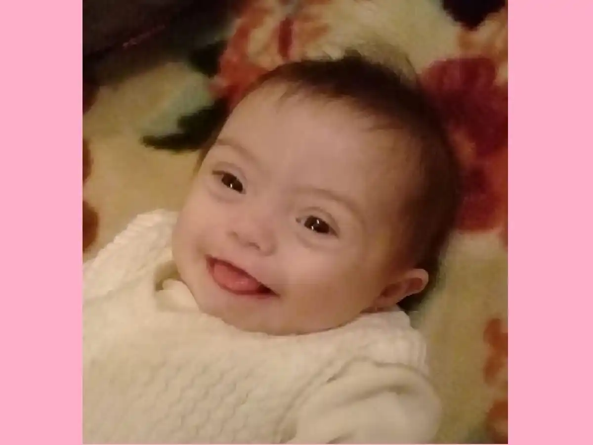 Piden cadena de oración por Regina 