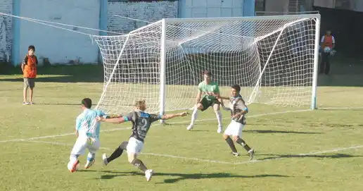 Juventud terminó segundo en el Grupo Cinco