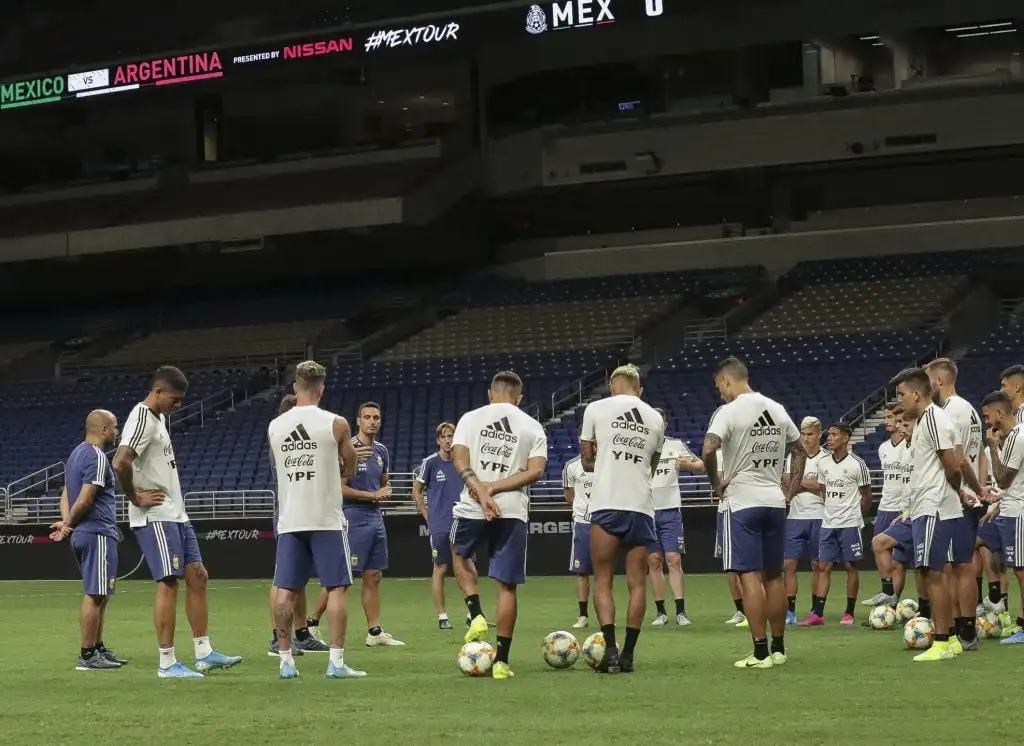 Argentina cierra su gira Ante el México de Martino