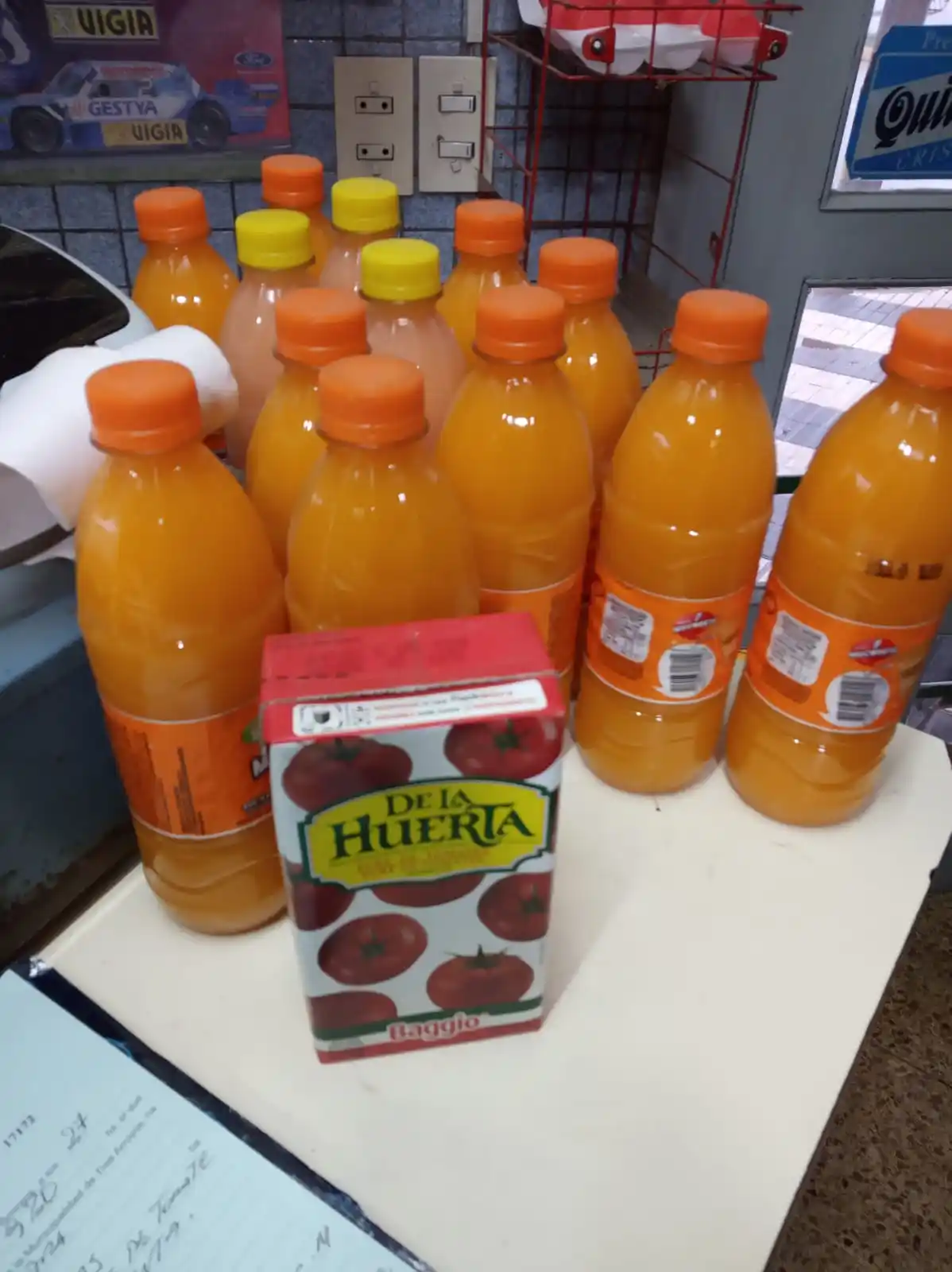 Decomiso de alimentos vencidos en un comercio