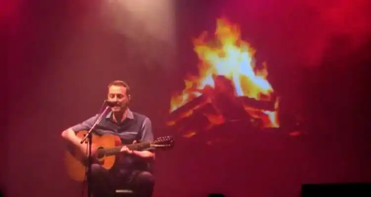 Pedro Aznar tocó a sala llena y pidió “un lugar digno” para el Conservatorio