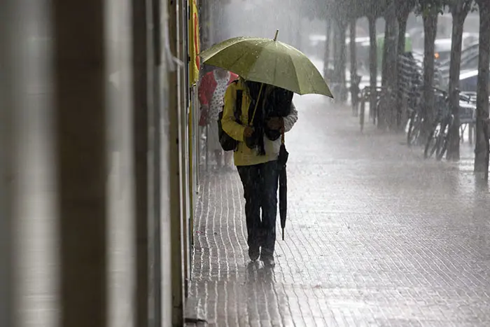 La lluvia trajo alivio, pero las altas temperaturas seguirán