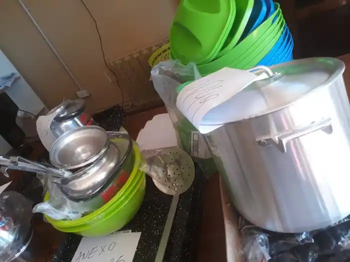 Entregaron equipamiento para cocinas escolares
