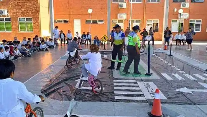 La Municipalidad avanza con la capacitación 
sobre educación vial en escuelas de la ciudad