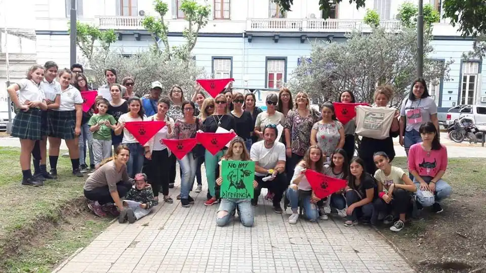 Victoria marchó en contra del maltrato animal