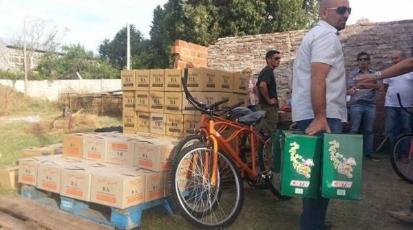 Scioli envió cajas navideñas a Bahía Blanca y el Municipio las incautó
