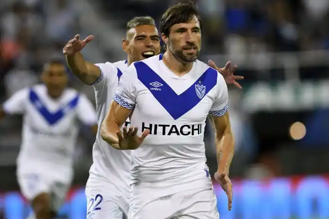 Vélez y Tigre van por la recuperación en Liniers