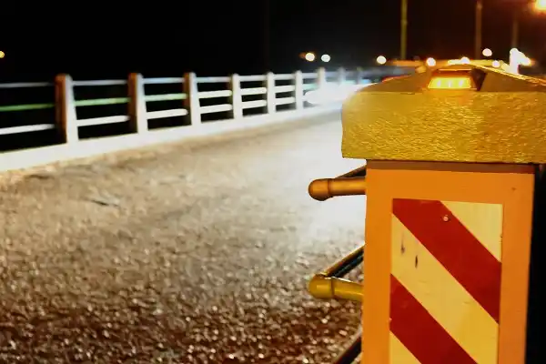 Pueblo Belgrano utiliza luces solares led para señalización de tránsito