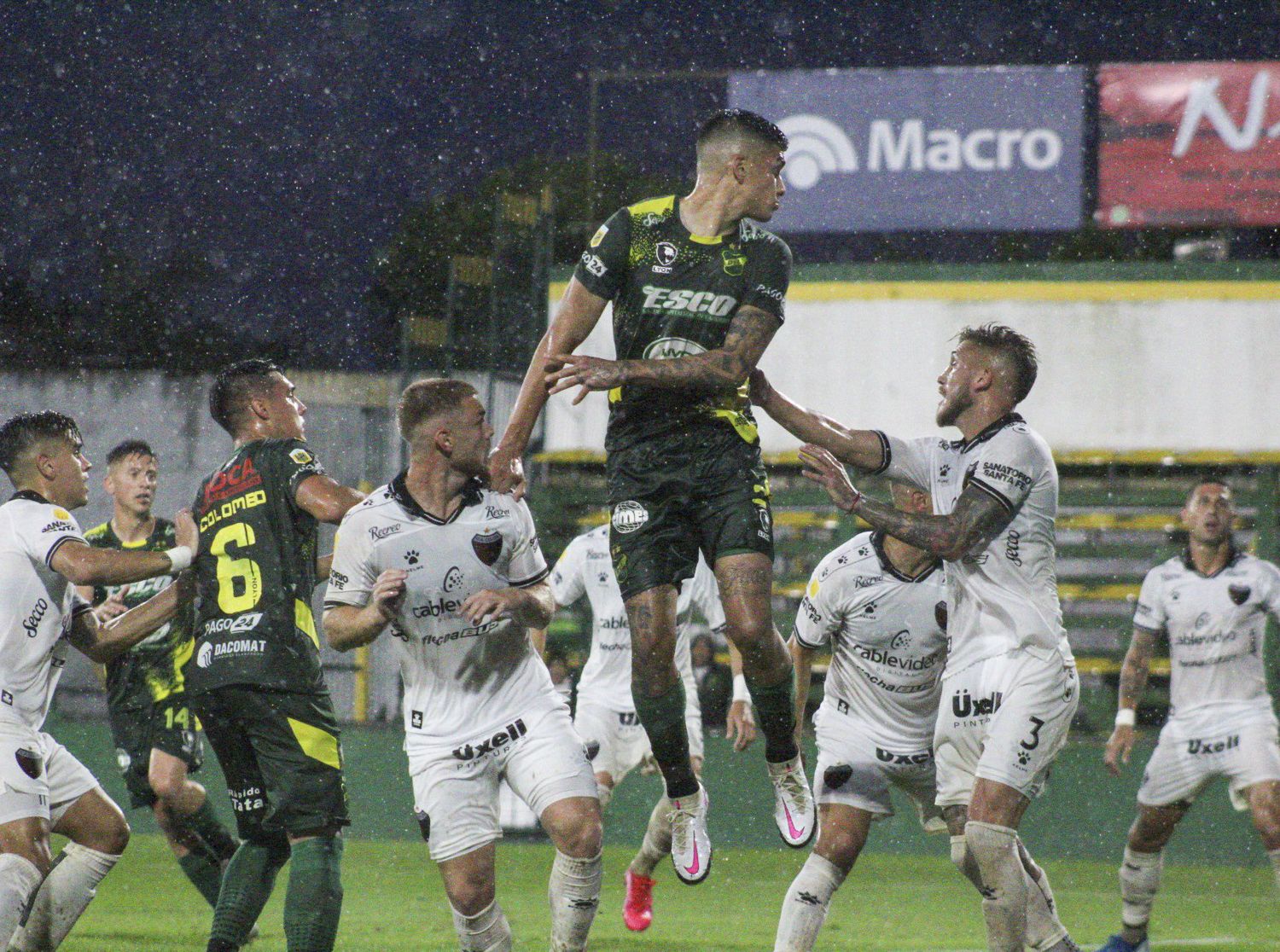 Defensa y Colón terminaron iguales en Florencio Varela